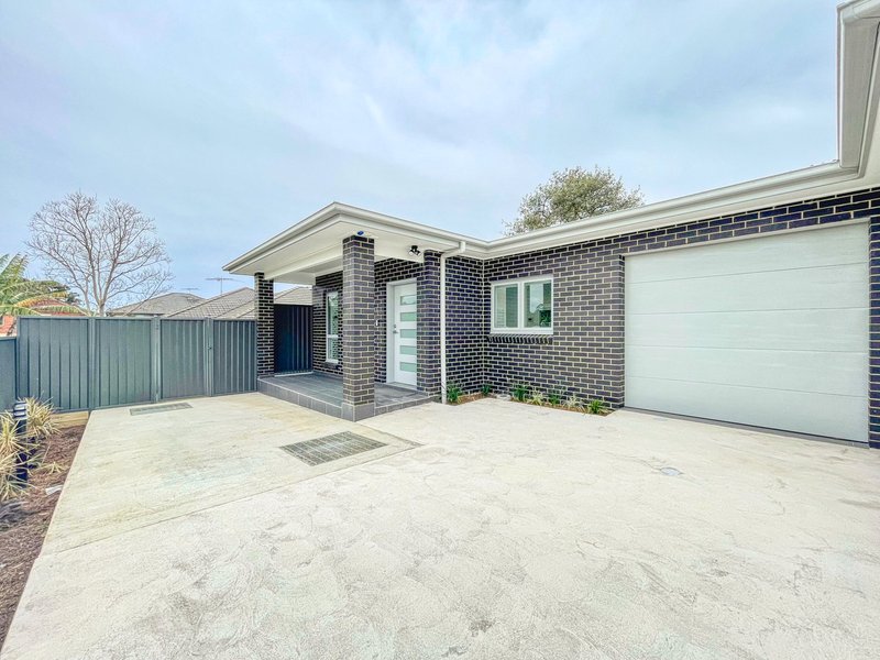 Photo - 4/114 Taylor Street, Condell Park NSW 2200 - Image 1