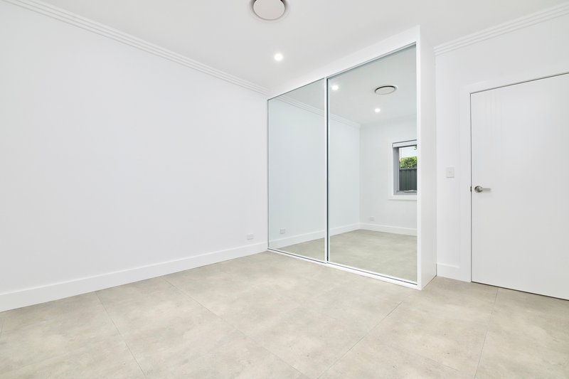Photo - 4/114 Taylor Street, Condell Park NSW 2200 - Image 7