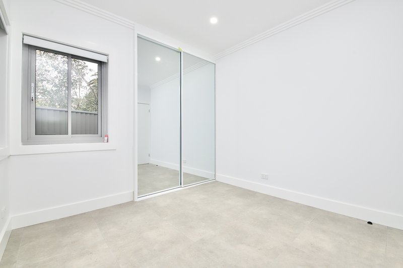 Photo - 4/114 Taylor Street, Condell Park NSW 2200 - Image 8