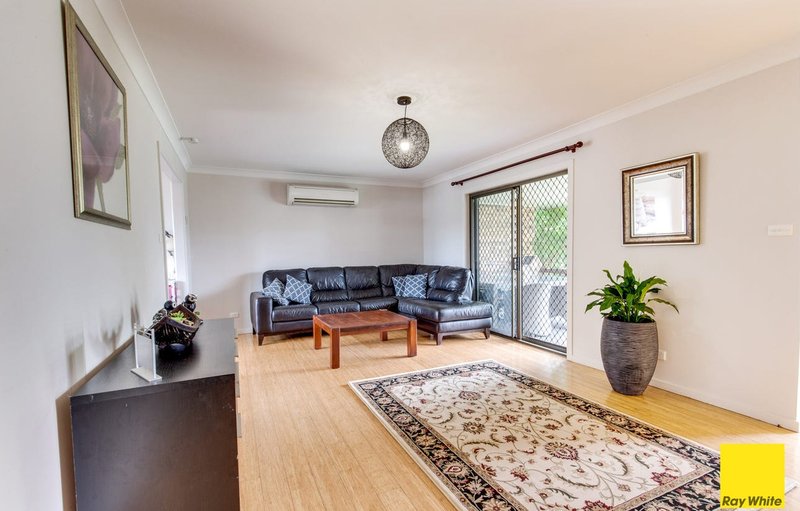 Photo - 4/115 Melbourne Street, Oxley Park NSW 2760 - Image 3