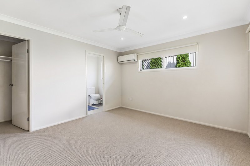 Photo - 4/116-118 Taylor Street, Newtown QLD 4350 - Image 7