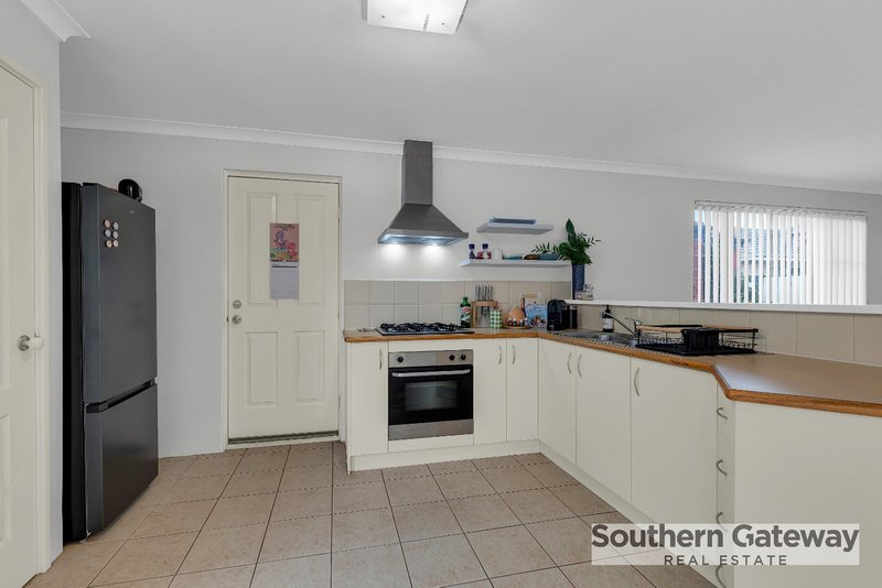 Photo - 4/116 Lewington Street, Rockingham WA 6168 - Image 7