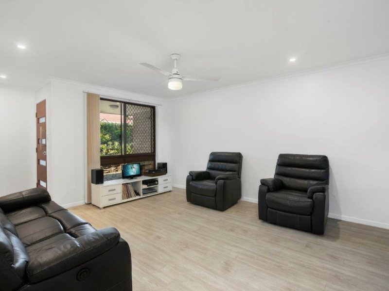 Photo - 41/170 Bardon Ave , Burleigh Waters QLD 4220 - Image 6