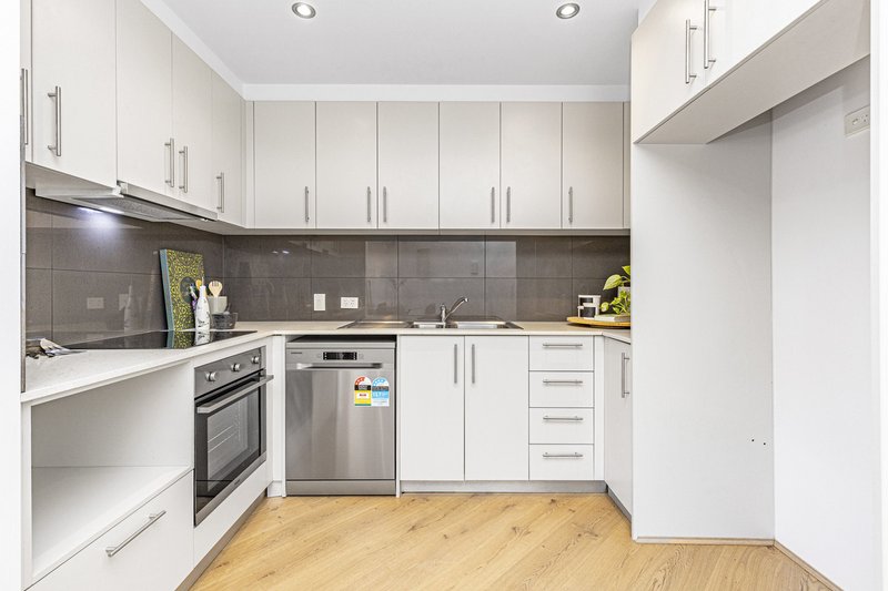 Photo - 41/177 Stirling Street, Perth WA 6000 - Image 2