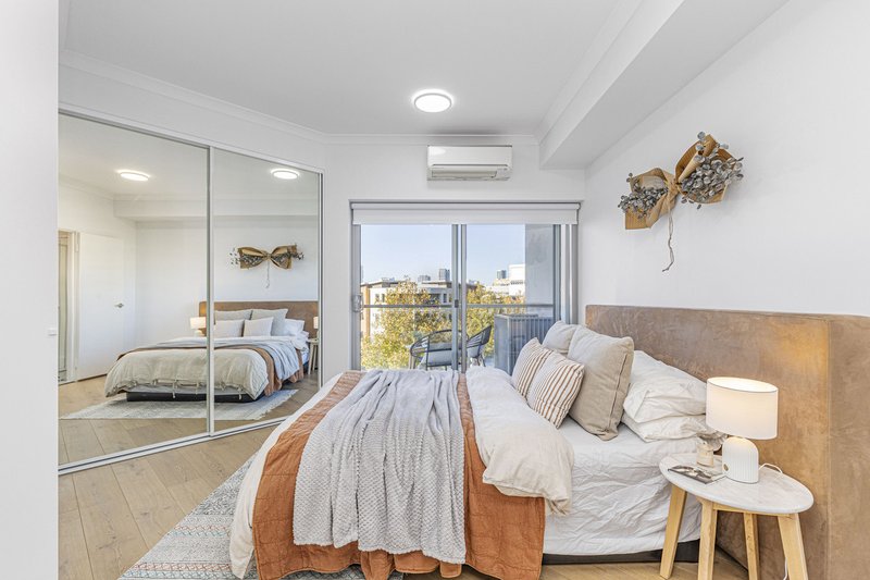 Photo - 41/177 Stirling Street, Perth WA 6000 - Image 9