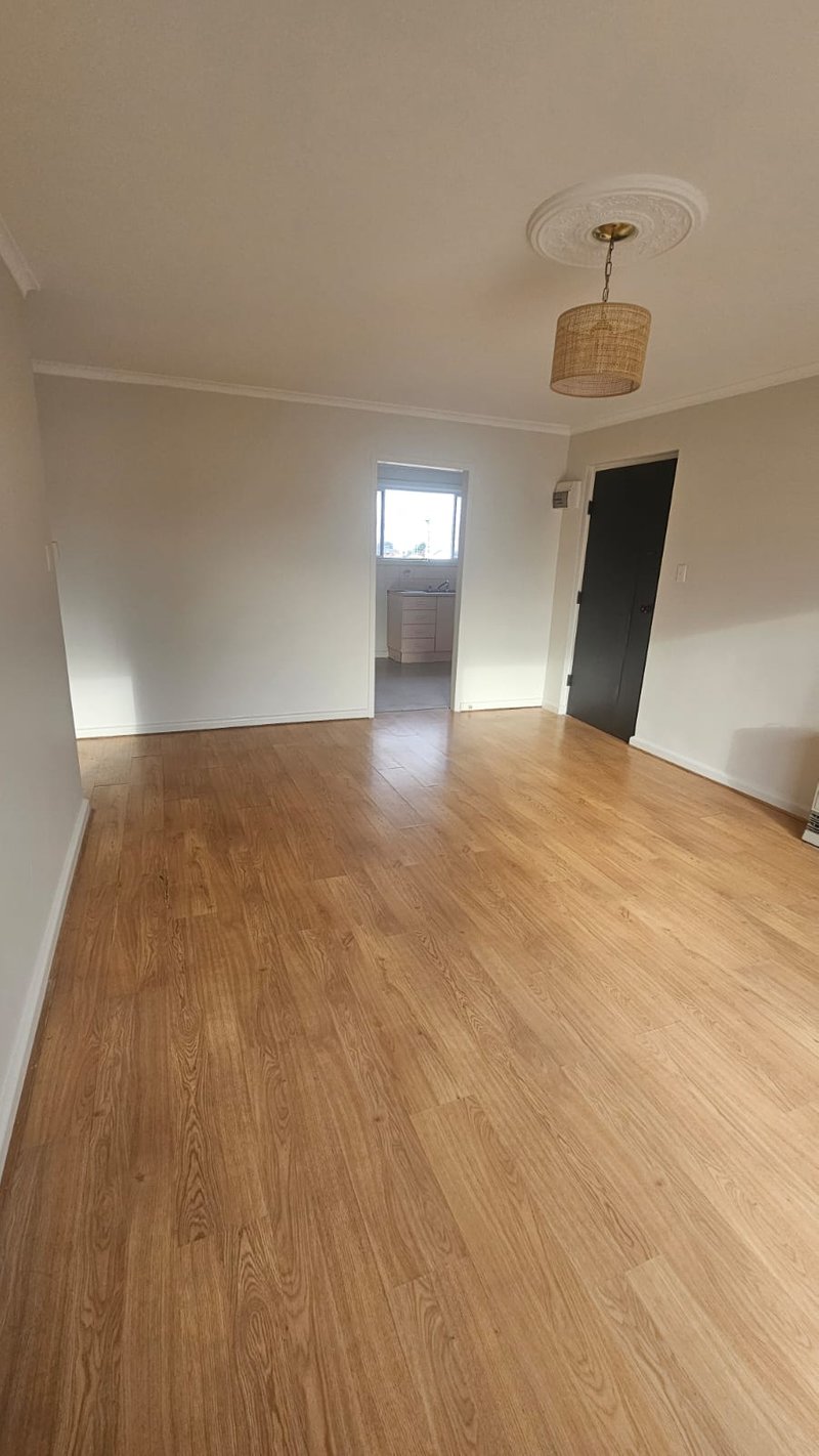 Photo - 4/118 Cuthbert Street, Broadmeadows VIC 3047 - Image 3