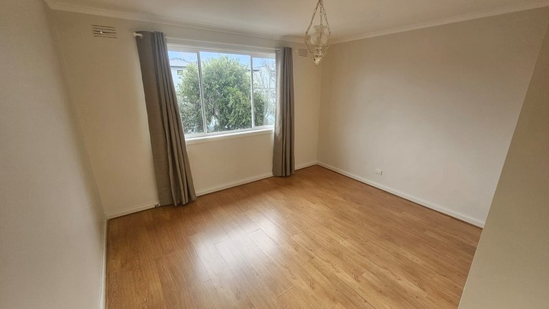 Photo - 4/118 Cuthbert Street, Broadmeadows VIC 3047 - Image 6