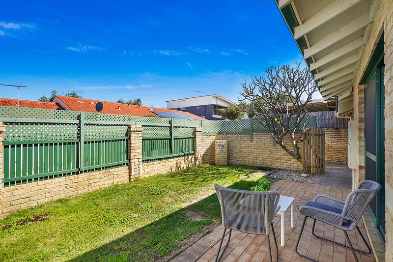 Photo - 4/118 Deanmore Road, Scarborough WA 6019 - Image 29