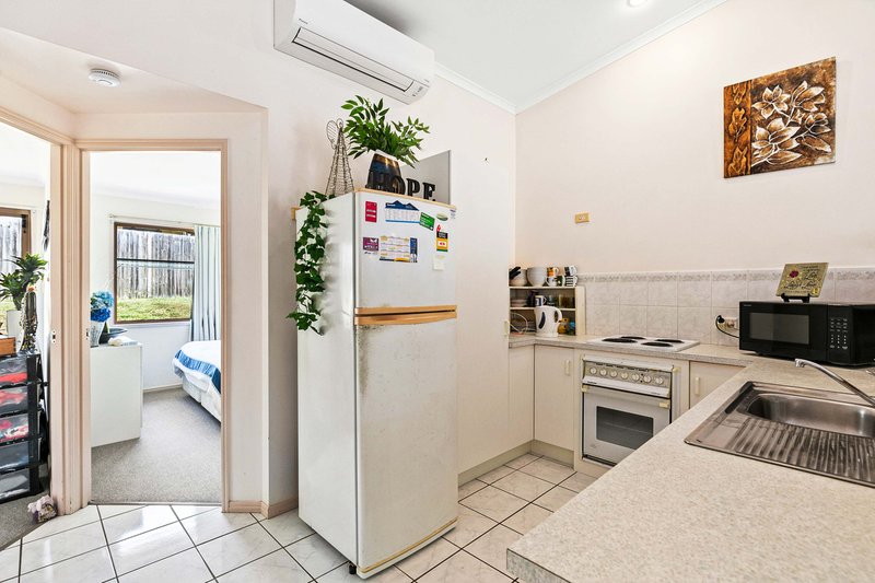 Photo - 4/119 Freshwater Street, Torquay QLD 4655 - Image 8