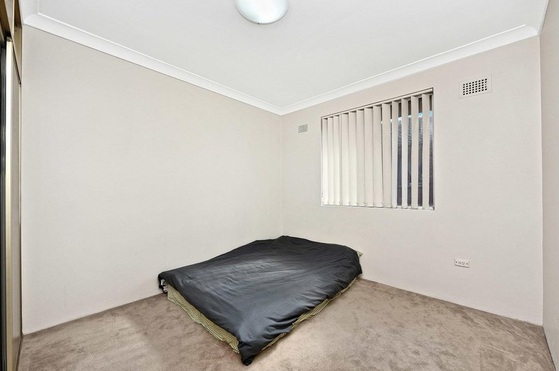 Photo - 4/119 The Crescent, Homebush West NSW 2140 - Image 3