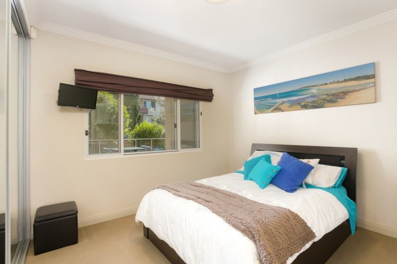 Photo - 4/1191 Pittwater Road, Collaroy NSW 2097 - Image 4