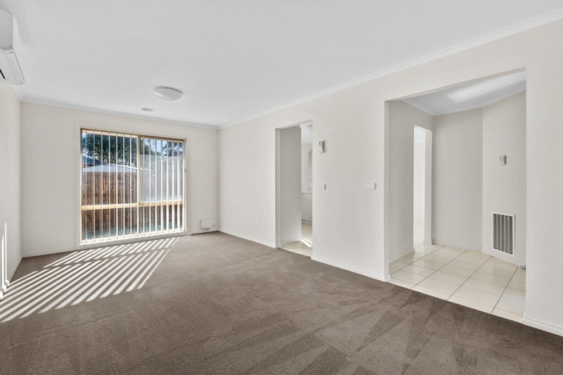 Photo - 4/12-14 Mcglynn Avenue, South Morang VIC 3752 - Image 2