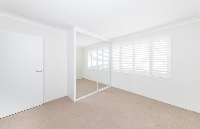 Photo - 4/12 Cassia Street, Dee Why NSW 2099 - Image 4