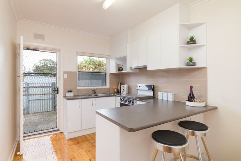 Photo - 4/12 Crozier Terrace, Oaklands Park SA 5046 - Image 2