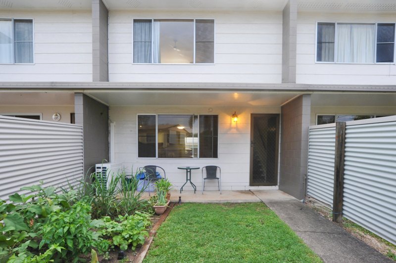 4/12 Davy Avenue, Proserpine QLD 4800