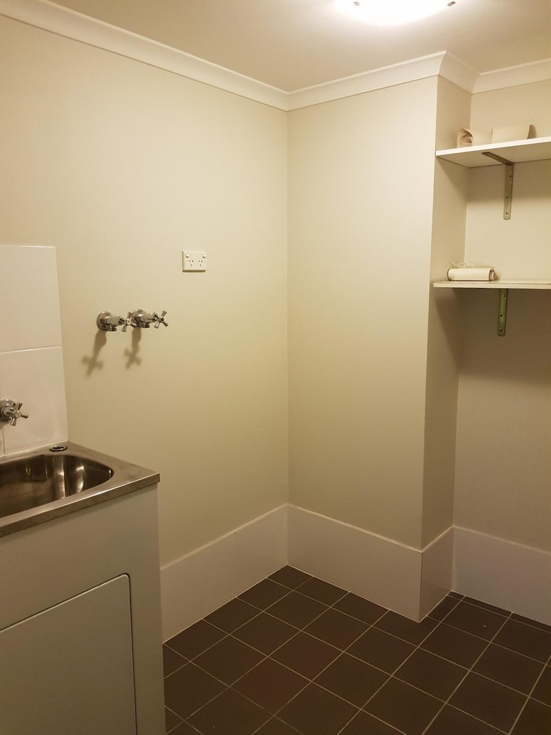 Photo - 4/12 Denison Street, Wollongong NSW 2500 - Image 6
