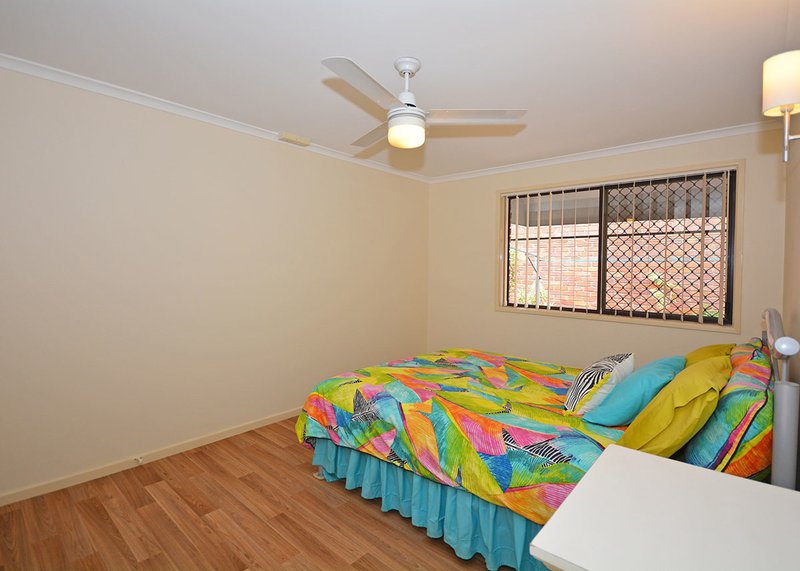 Photo - 4/12 Denmans Camp Road, Torquay QLD 4655 - Image 8