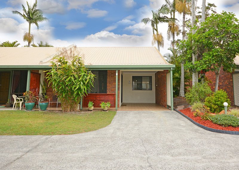 Photo - 4/12 Denmans Camp Road, Torquay QLD 4655 - Image 13