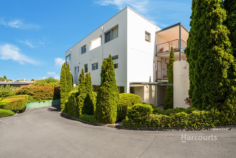 4/12 Ellerslie Road, Battery Point TAS 7004