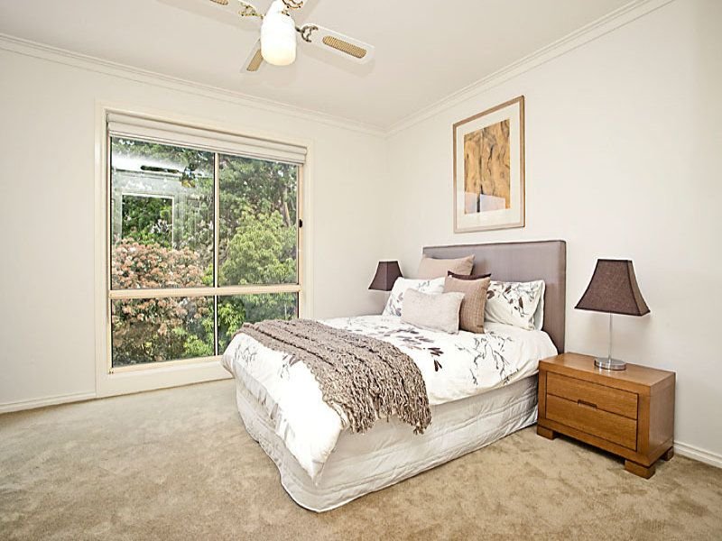 Photo - 4/12 Fawkner Road, Pascoe Vale VIC 3044 - Image 5