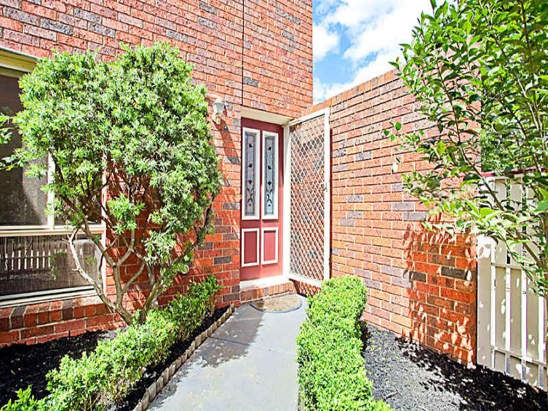 Photo - 4/12 Fawkner Road, Pascoe Vale VIC 3044 - Image 8