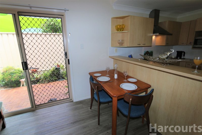 Photo - 4/12 Fourth Avenue, Bongaree QLD 4507 - Image 3