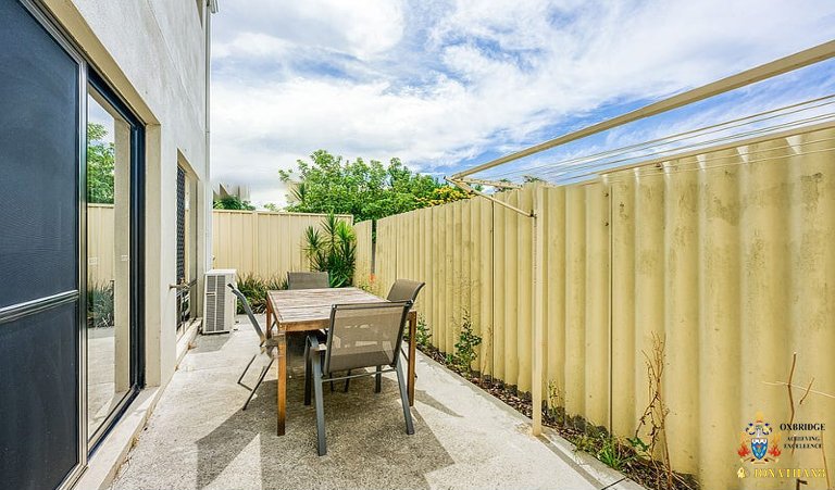 Photo - 4/12 George Street, Belmont WA 6104 - Image 7