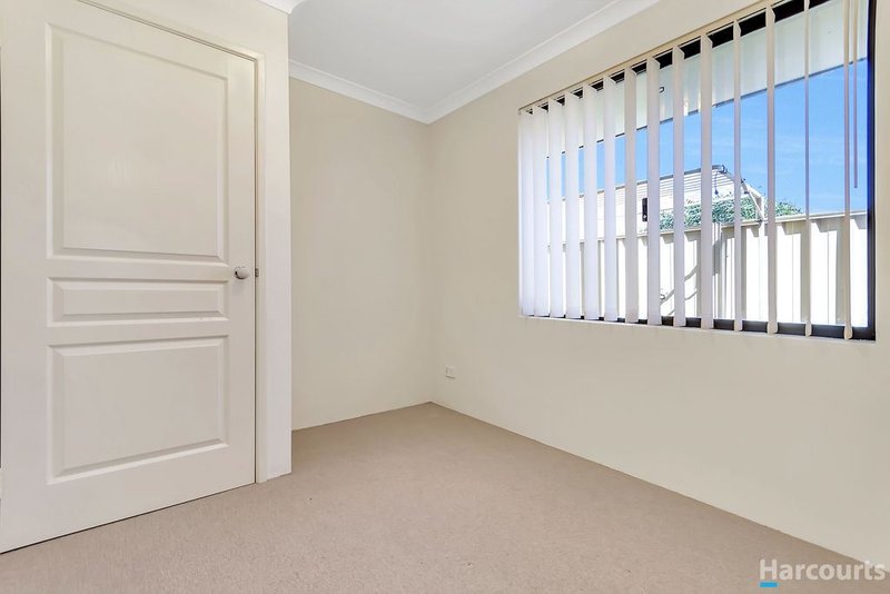 Photo - 4/12 Hepburn Way, Balga WA 6061 - Image 13