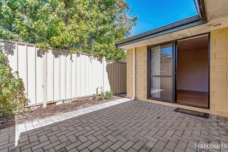 Photo - 4/12 Hepburn Way, Balga WA 6061 - Image 16