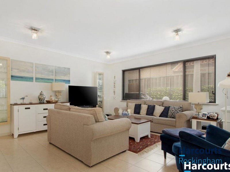 Photo - 4/12 Hymus Street, Rockingham WA 6168 - Image 4