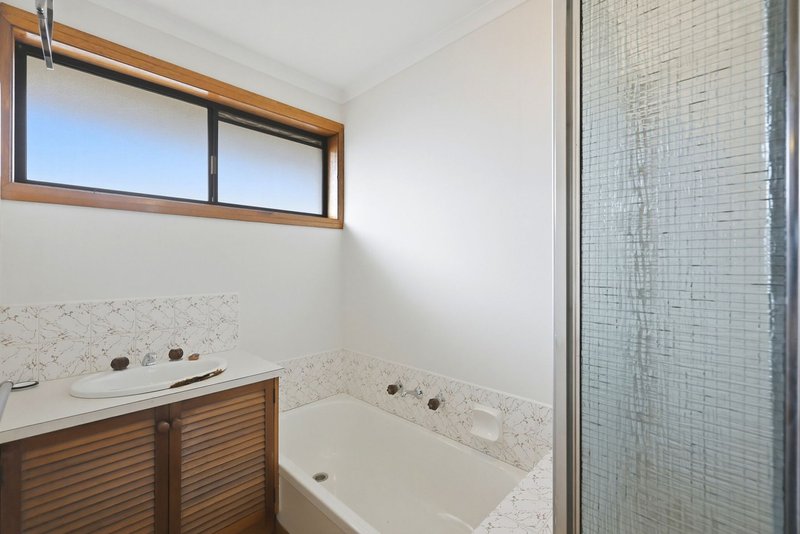 Photo - 4/12 Inglis Street, Maddingley VIC 3340 - Image 7
