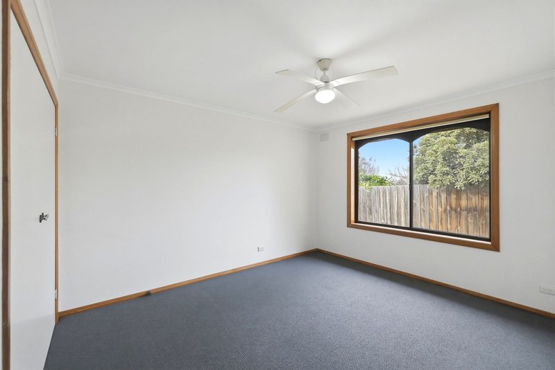 Photo - 4/12 Inglis Street, Maddingley VIC 3340 - Image 8