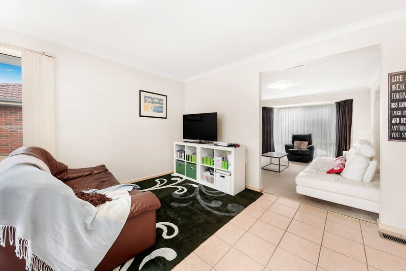 Photo - 4/12 Karingal Street, Croydon North VIC 3136 - Image 4