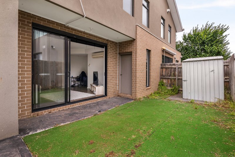 Photo - 4/12 Lake Avenue, Pascoe Vale VIC 3044 - Image 10