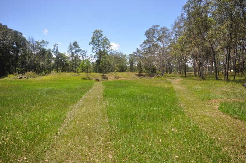 Photo - 412 Moore Rd , Kurwongbah QLD 4503 - Image 7