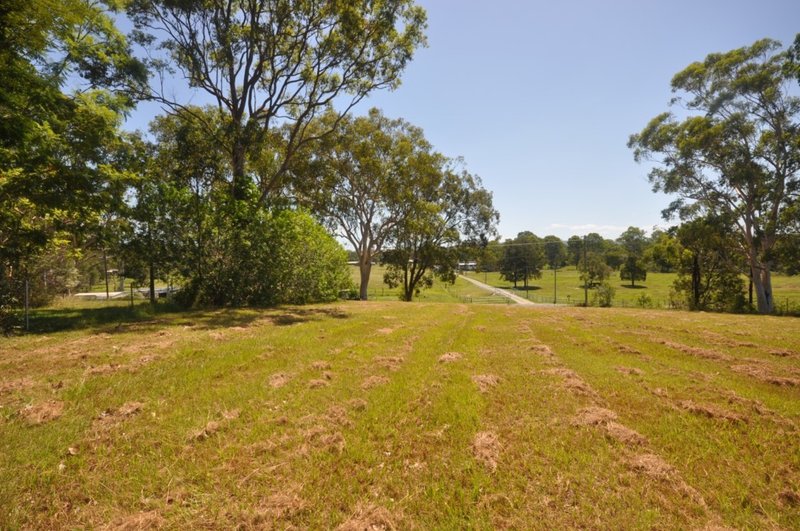 Photo - 412 Moore Rd , Kurwongbah QLD 4503 - Image 26