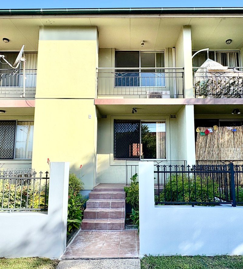 Photo - 4/12 Oswald Street, Campsie NSW 2194 - Image 5