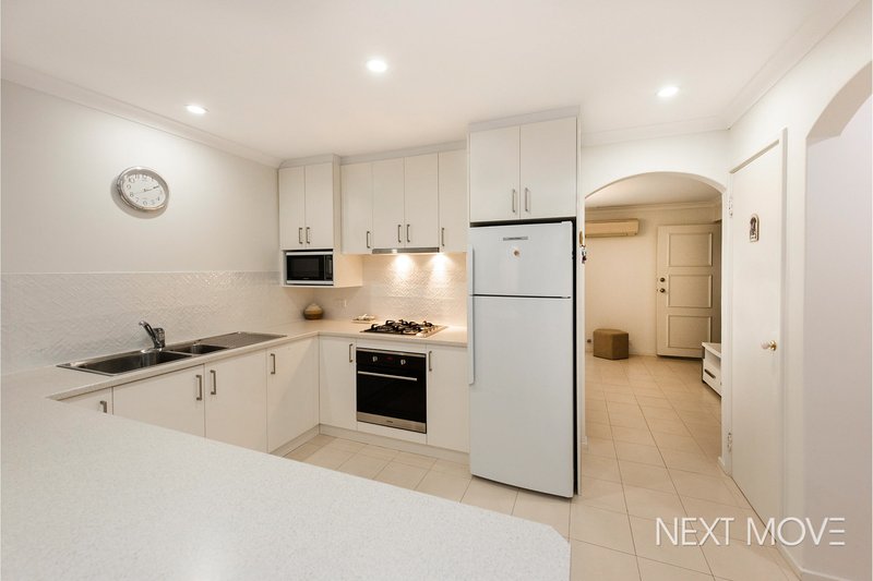 Photo - 4/12 Philmore Crescent, Kardinya WA 6163 - Image 3