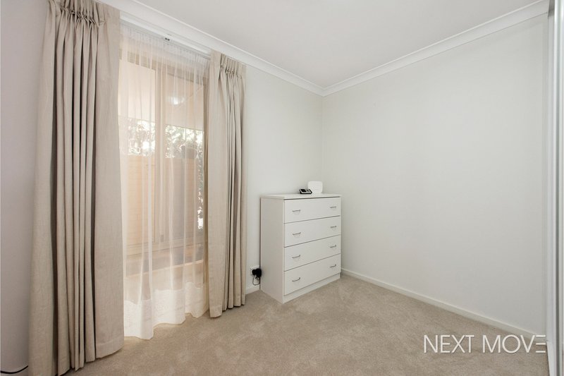 Photo - 4/12 Philmore Crescent, Kardinya WA 6163 - Image 12