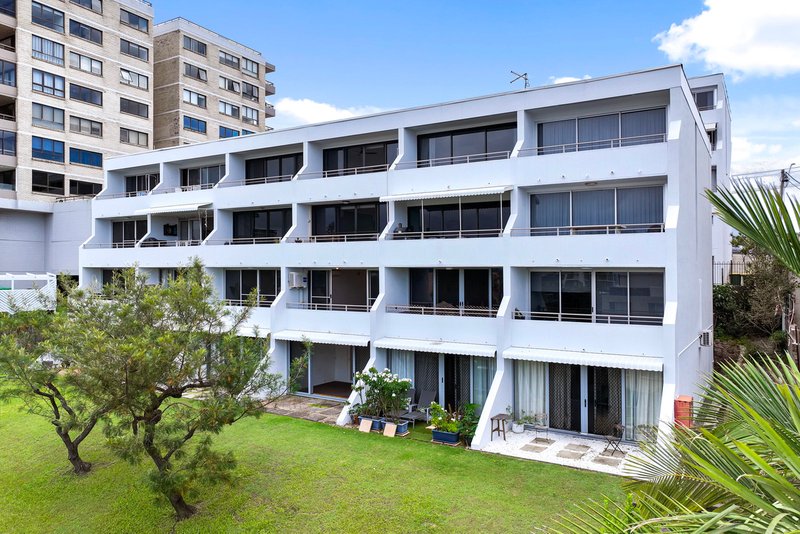 Photo - 4/12 Queen Street, Kings Beach QLD 4551 - Image 2
