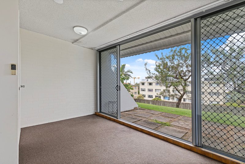 Photo - 4/12 Queen Street, Kings Beach QLD 4551 - Image 12