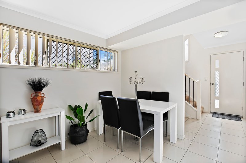 Photo - 4/12 Ridge Road, Maroochydore QLD 4558 - Image 2