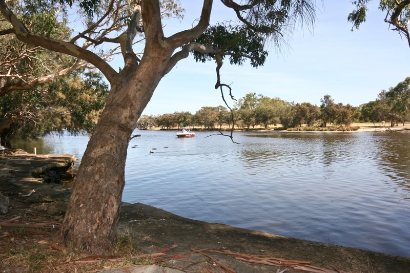 Photo - 4/12 Salisbury Road, Rivervale WA 6103 - Image 27