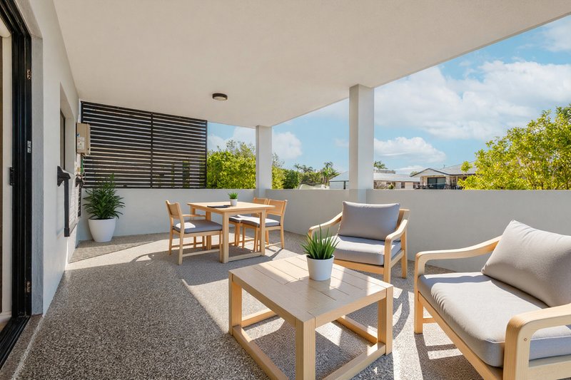 Photo - 4/12 Seeney Street, Zillmere QLD 4034 - Image 8