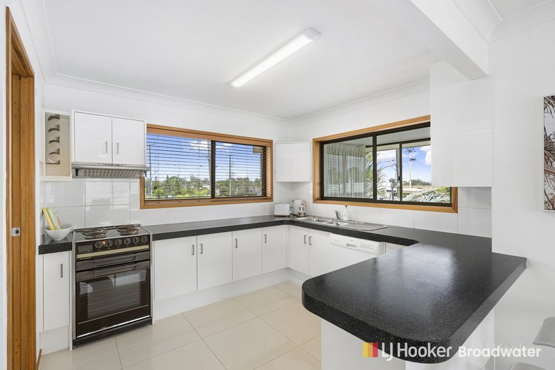 Photo - 4/12 Stevens Street, Southport QLD 4215 - Image 3