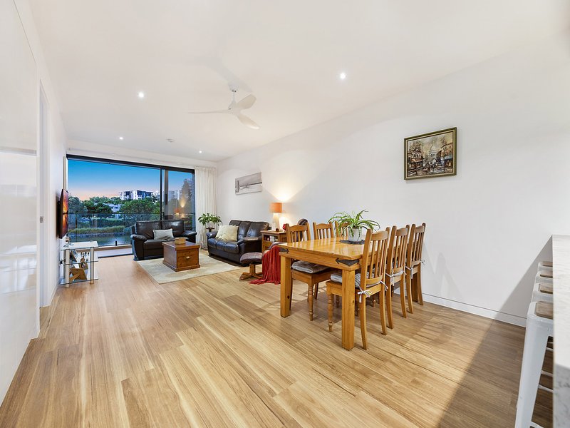 Photo - 4/12 Sunrise Drive, Maroochydore QLD 4558 - Image 10