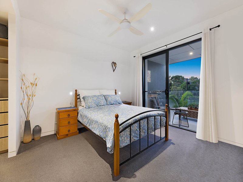 Photo - 4/12 Sunrise Drive, Maroochydore QLD 4558 - Image 16