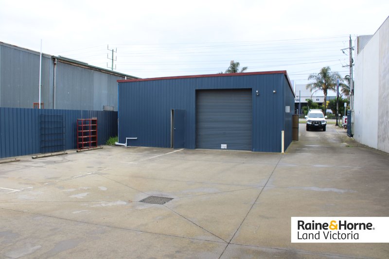 Photo - 412 Thompson Road, North Geelong VIC 3215 - Image 6