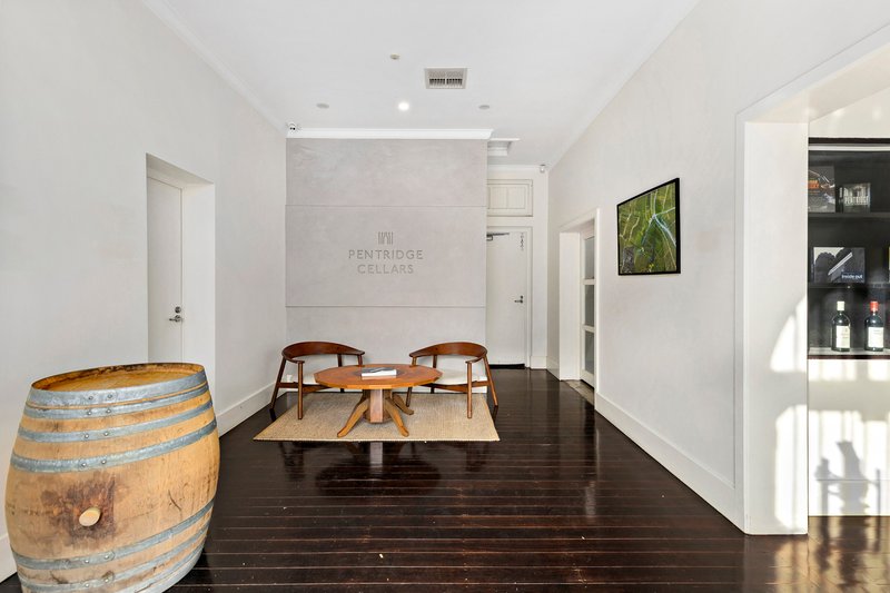 Photo - 4120/4 Wardens Walk, Coburg VIC 3058 - Image 9