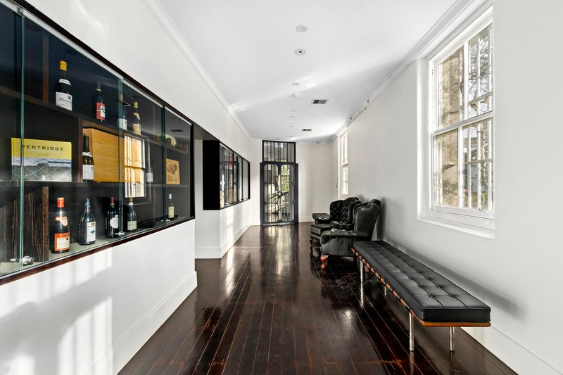 Photo - 4120/4 Wardens Walk, Coburg VIC 3058 - Image 10